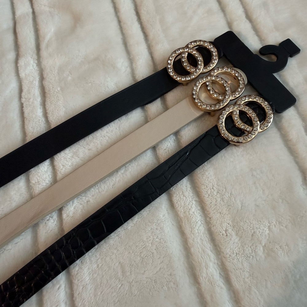 NWT Belts skinny slim 3 pack in black, cream patent faux leather crocodile